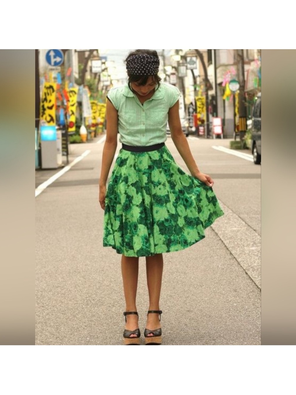 Anthropologie Edme & Esyllte green rose print circle skirt